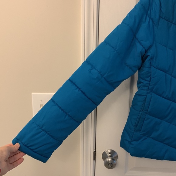 Old Navy Fleece-Lined Puffer Jacket - Picture 11 of 11